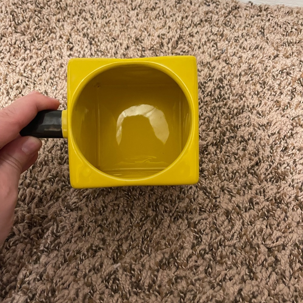 Think Geek Mario Mystery Power Up Box Ceramic Coffee Mug - Picture 4 of 7